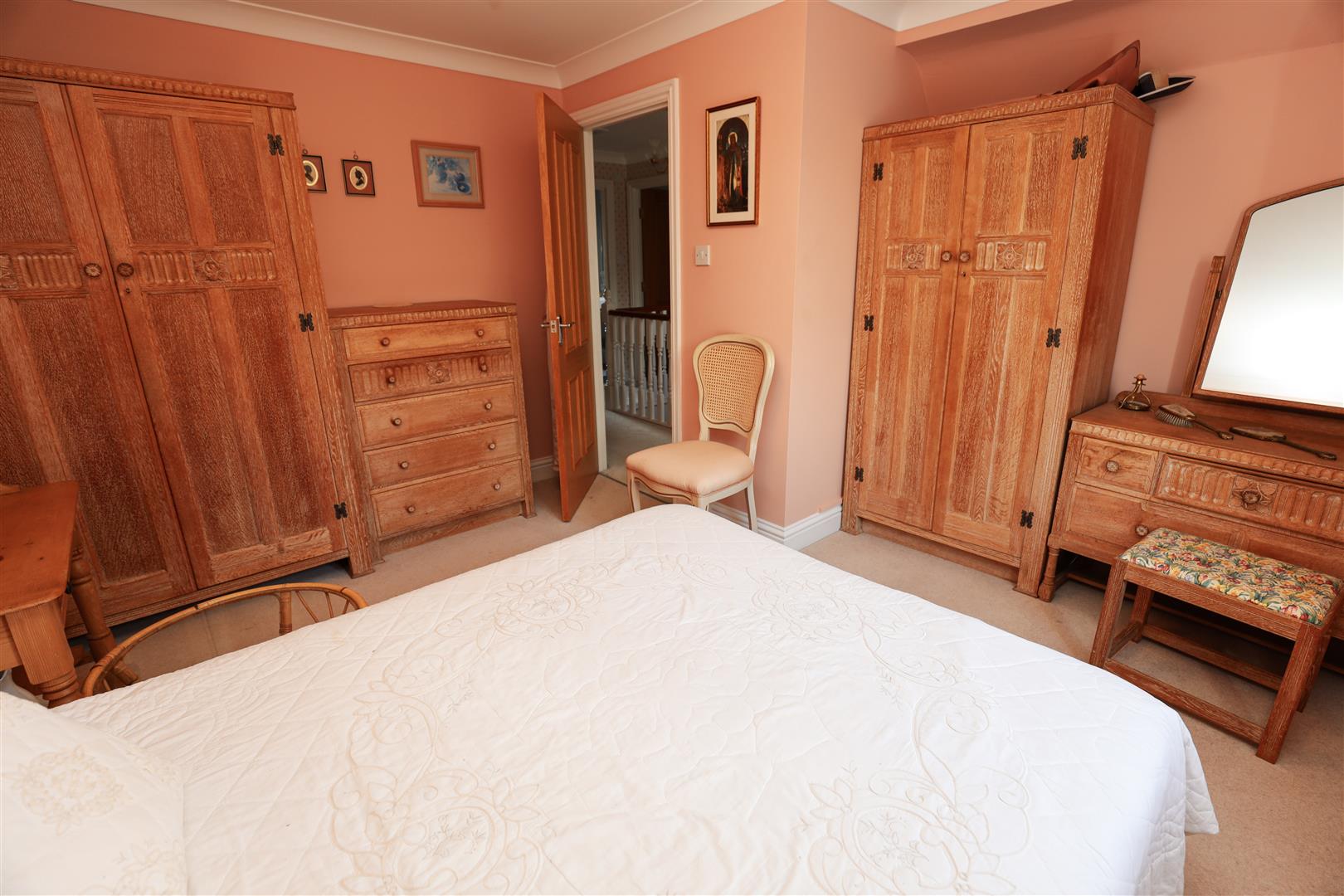 2 Castle Mews, Llanblethian, Cowbridge, Vale of Glamorgan, CF71 7FA
